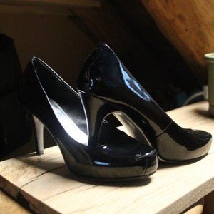 Black and Silver Pumps